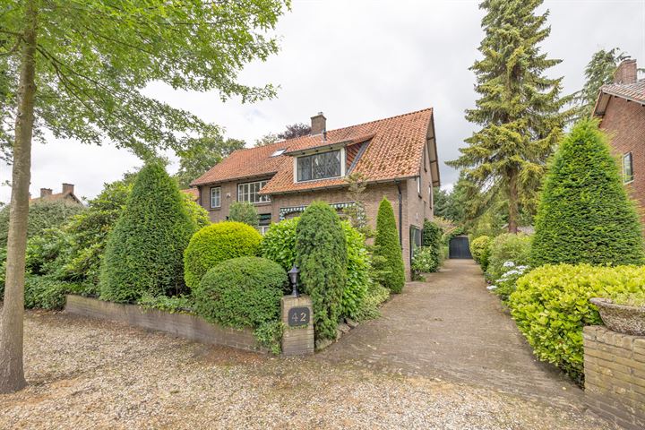 Dennenlaan 42 in Hollandsche Rading foto