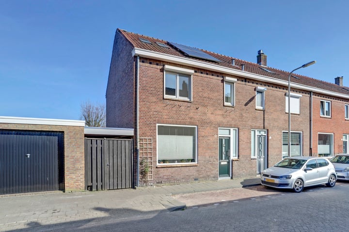 Dennenstraat 10 in Tilburg