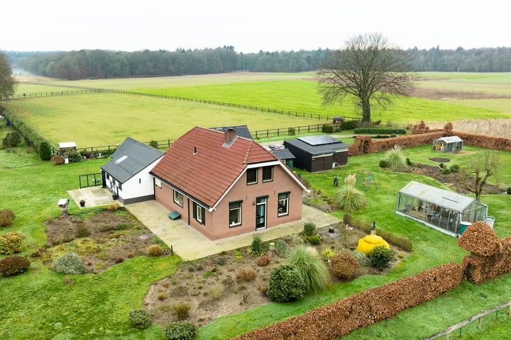 Dennenweg 5 in Stokkum foto