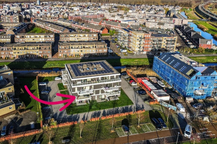 Dettifossstraat 90 in Almere foto