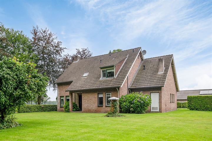 Deurneseweg 190 in Ysselsteyn foto