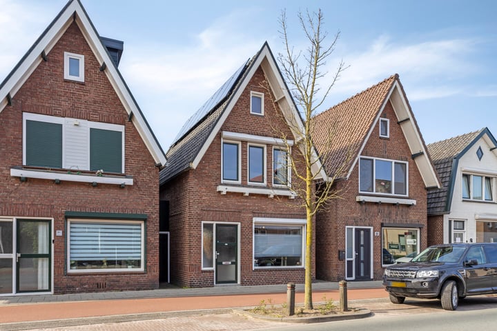 Deurningerstraat 139 in Hengelo foto