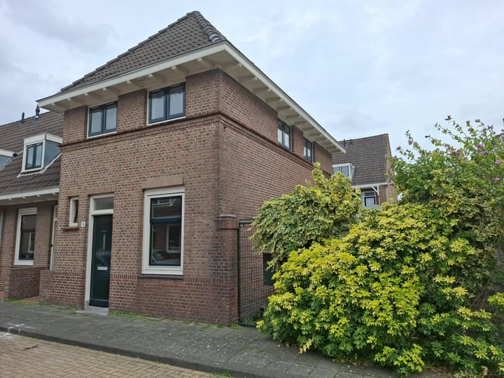 Develstraat 14 in Dordrecht foto