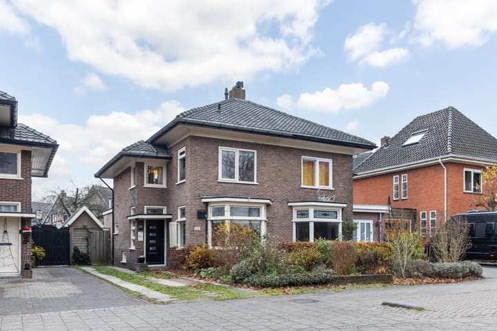 Deventerstraat 204 in Apeldoorn
