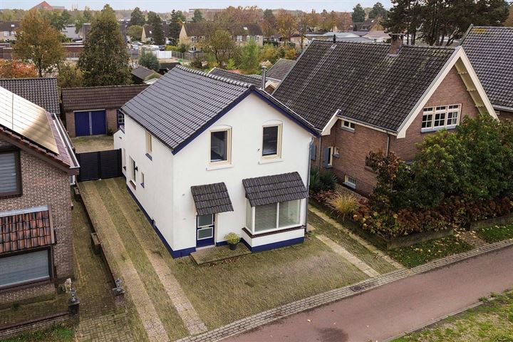 Deventerstraat 350 in Apeldoorn foto