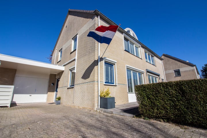 Diamantplein 12 in Hoorn foto