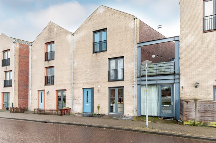 Dick Bosstraat 177 in Almere foto