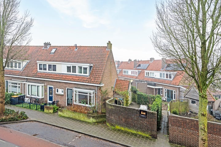 Diepenveenseweg 143 in Deventer foto