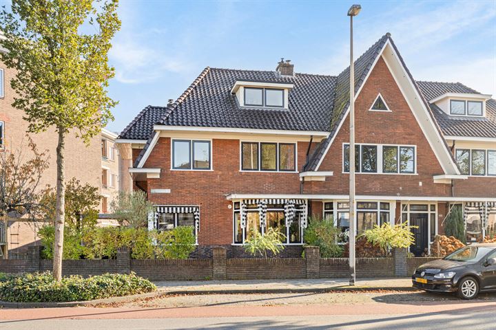 Diepenveenseweg 208 in Deventer foto