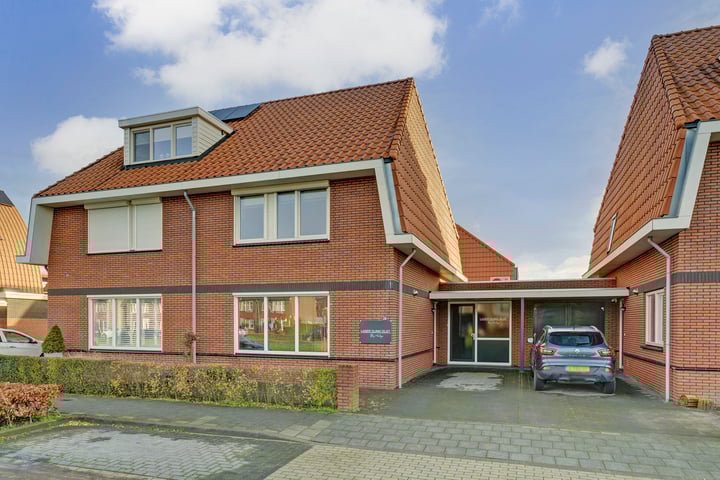 Dierenriem 26 in Elst foto