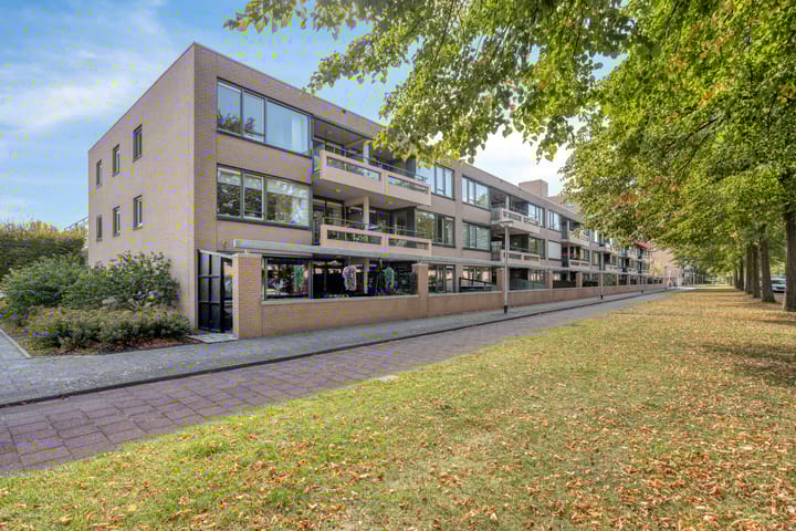 Dignahoeve 92 in Amstelveen foto