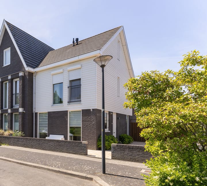 Dijkgraaf 54 in Zwaag