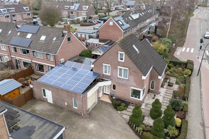 Dijkgraaf Poschlaan 9 in Edam foto