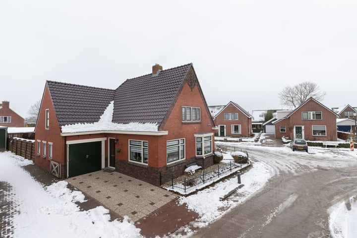 Dijkstraat 11 in Kommerzijl foto