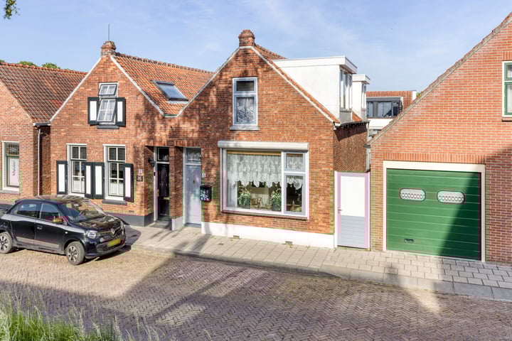 Dijkstraat 5 in Bruinisse foto