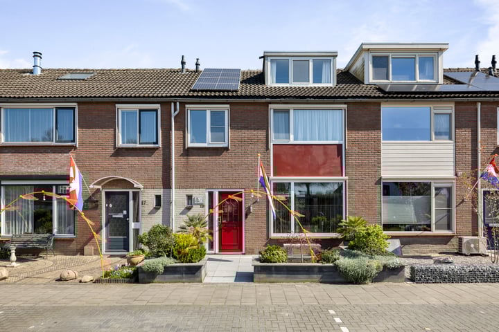 Dijkzicht 19 in Wijhe