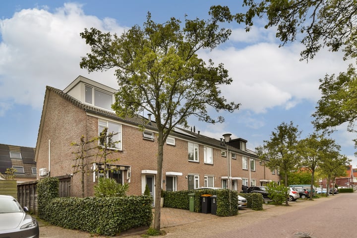 Diligence 21 in Sassenheim foto