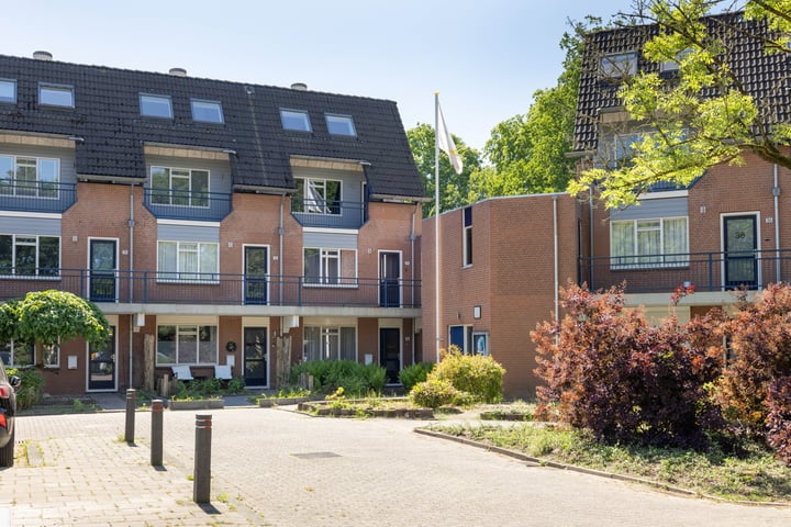 Dinant Dijkhuisstraat 92 in Hengelo