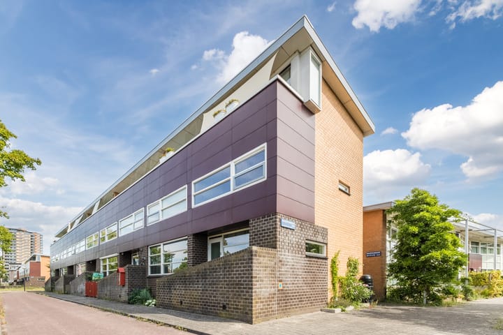 Dinarpromenade 12 in Amsterdam foto