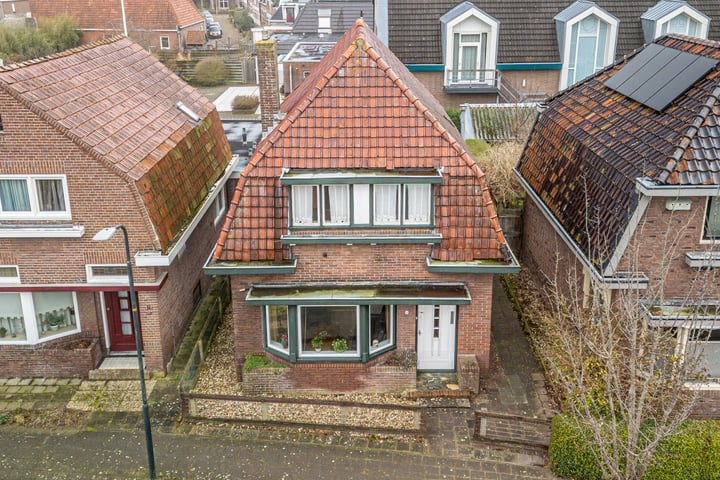 Dirck Raphaëlsz Camphuysenstraat 4 in Dokkum foto