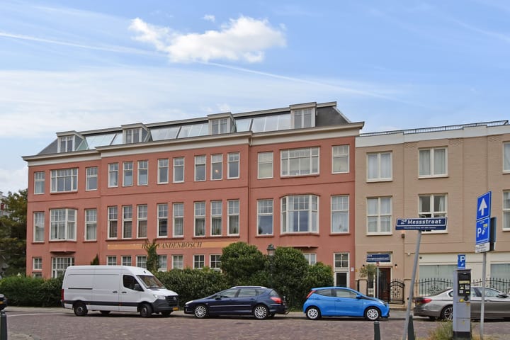 Dirk Hoogenraadstraat 168E in 's-Gravenhage