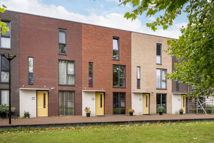Dirk Schäferplein 155 in Schiedam