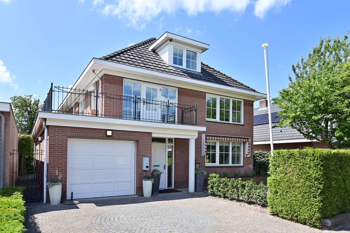 Foto van woning Dirk Tersteeglaan 33, Naarden