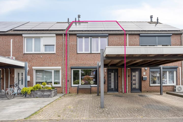 Distelhof 5 in Roermond foto