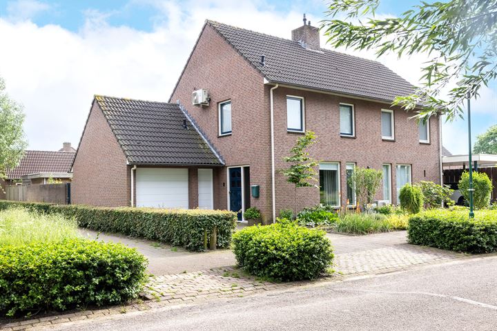 Dobbestraat 1 in Nistelrode foto