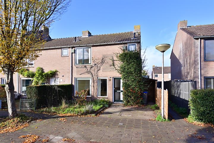 Dobbestraat 15 in Naarden foto