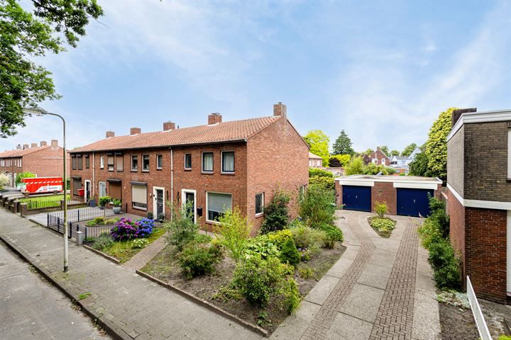 Doctor Mollerlaan 65 in Roosendaal foto