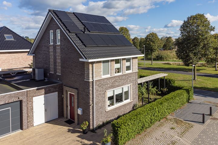 Doerianstraat 4 in Almere foto