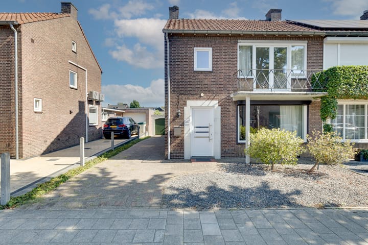 Dohmenstraat 13 in Geleen foto