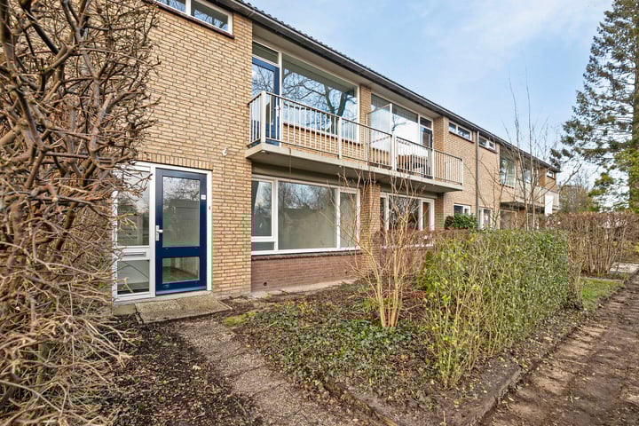 Dokter B. Hornstrasingel 117 in Burgum foto