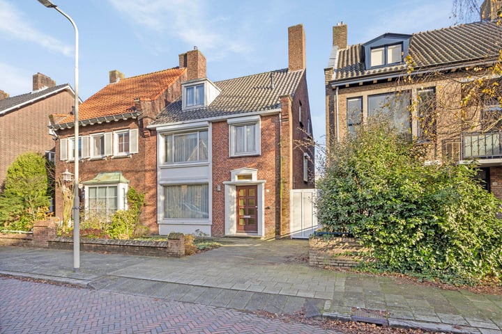 Dokter Lemmensstraat 22 in Roosendaal foto