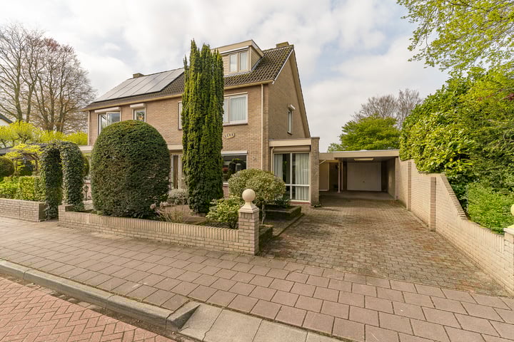 Foto van woning Dokter van Loonweg 1a, Nunspeet