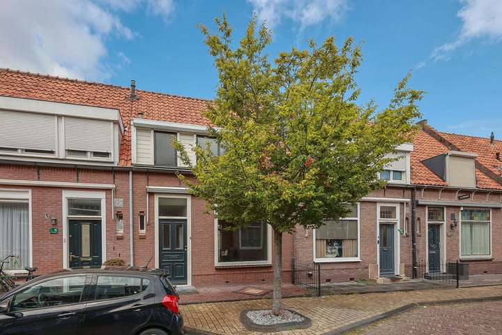 Dokter Weversstraat 14 in Volendam foto