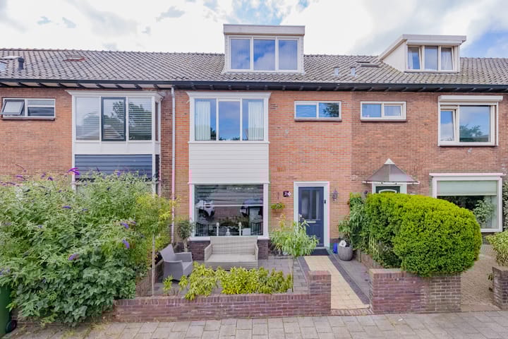 Dolfijnstraat 208 in IJmuiden foto