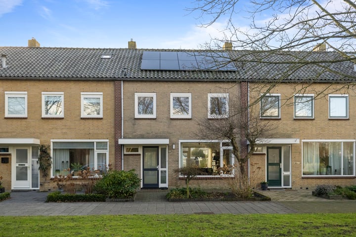 Dollardlaan 8 in Den Helder foto