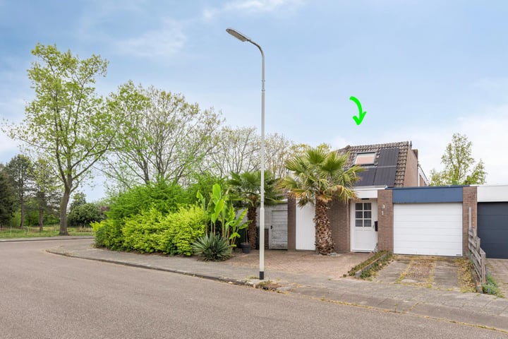 Dolomietdijk 1 in Roosendaal foto