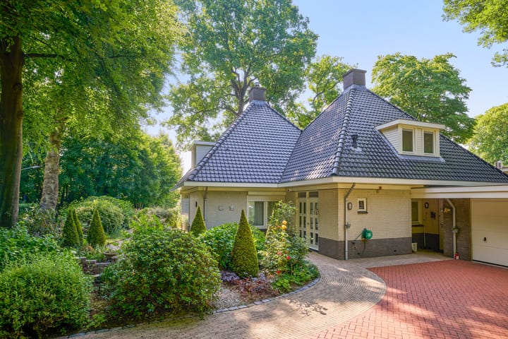 Domeinweg 6 in Hilversum