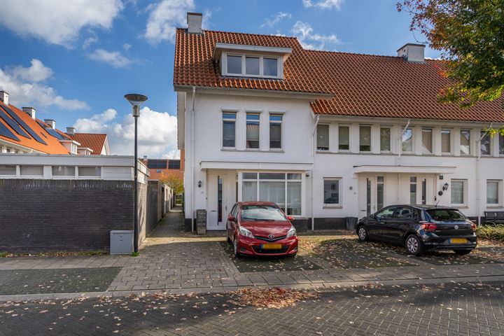Dominee Bakkerushof 22 in Hedel foto