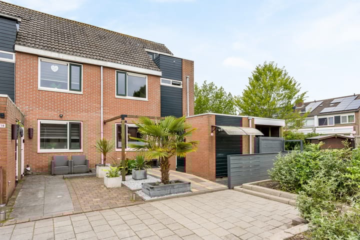 Dominee Janzoniusstraat 19 in Moordrecht foto