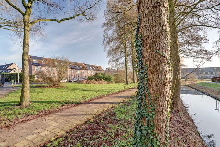 Dominicushof 123 in Vianen foto