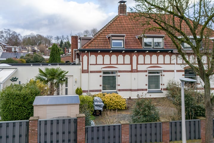 Dommelstraat 10 in Heerlen foto