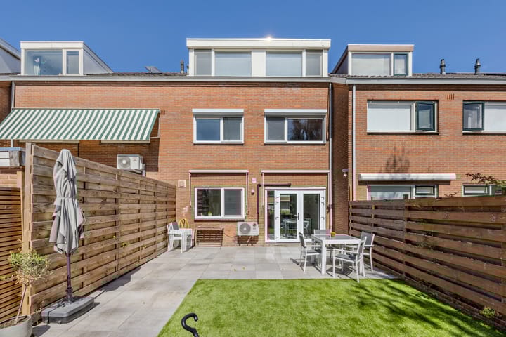 Donge 12 in Barendrecht foto