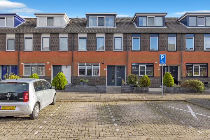 Donizettistraat 16 in Capelle aan den IJssel