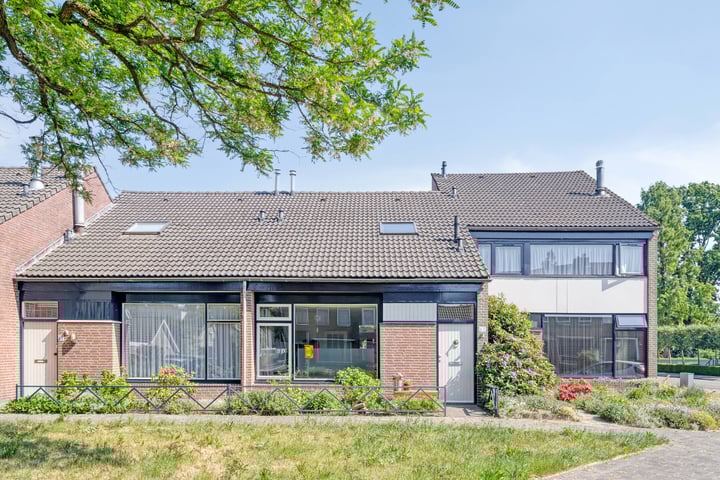 Donk 63 in Dongen foto