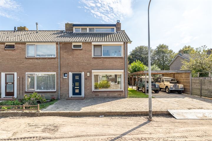 Donker Curtiusstraat 35 in Vlissingen foto