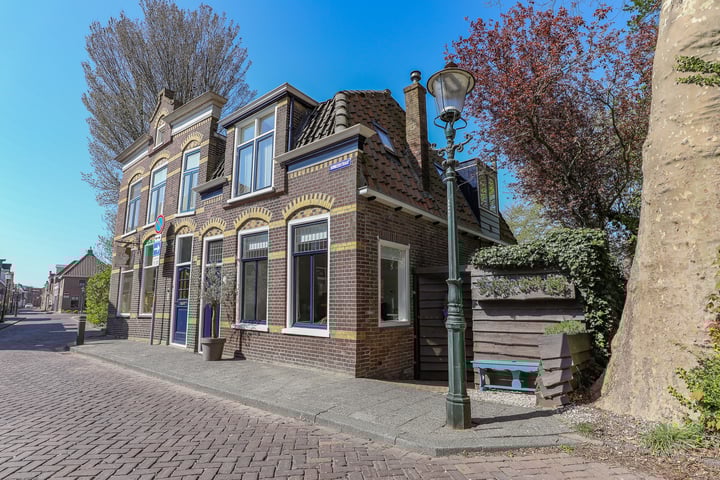 Donkerstraat 2 in Enkhuizen